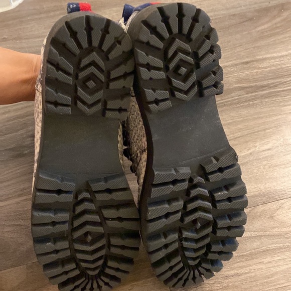 Steve Madden snakeskin “BAM” booties size 7 - Picture 3 of 3